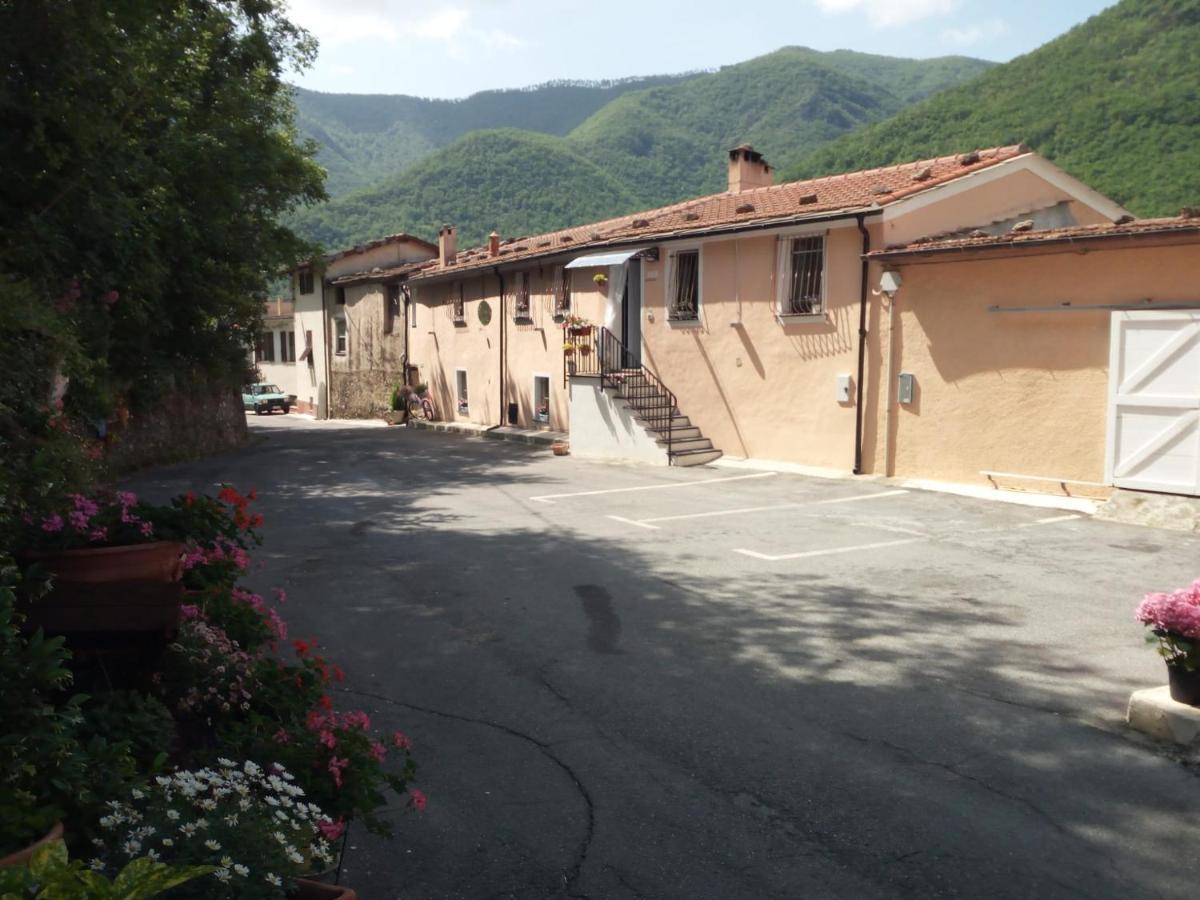 Lo Sporting Bed&Breakfast Nasino Экстерьер фото